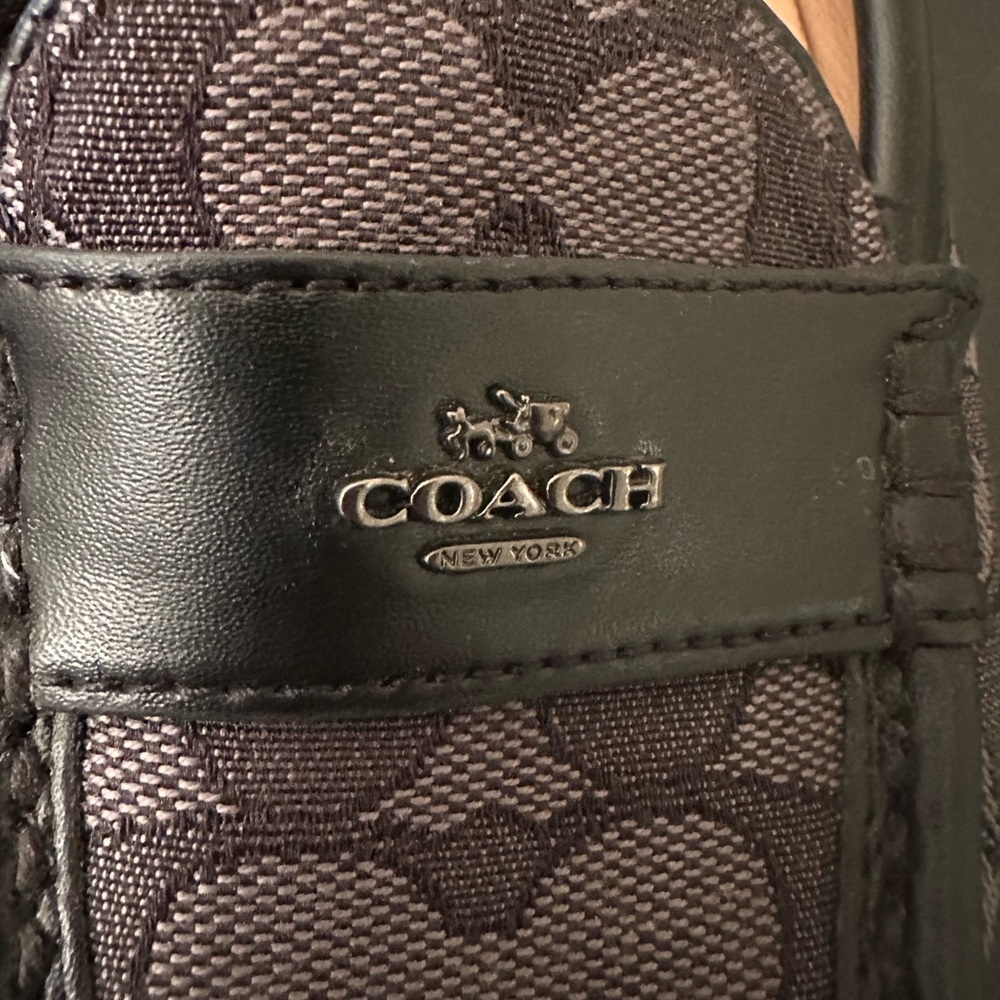 Coach ladies Odette loafers. Size 7 - Picture 7 of 9